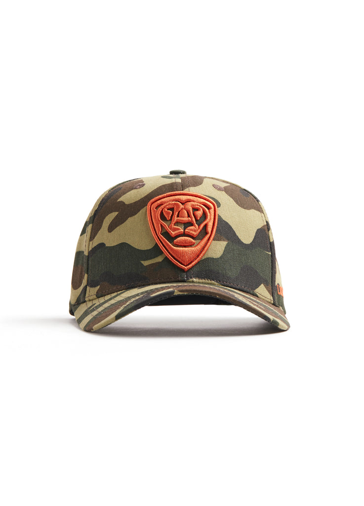 Special Pieces CAMO CAP mit orangem Logo