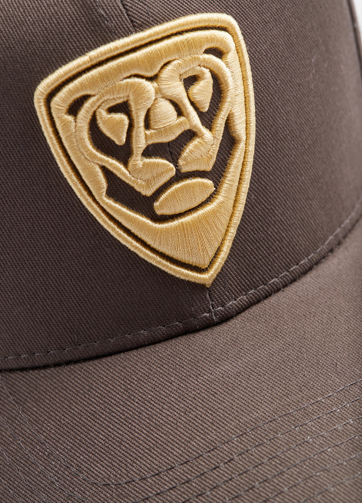 Special Pieces GREIGE CAP mit goldenem Logo